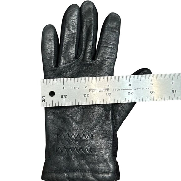 Isotoner Gloves Women Black Leather M/L Stretch Touchscreen Fuzzy Lining - Picture 2 of 8